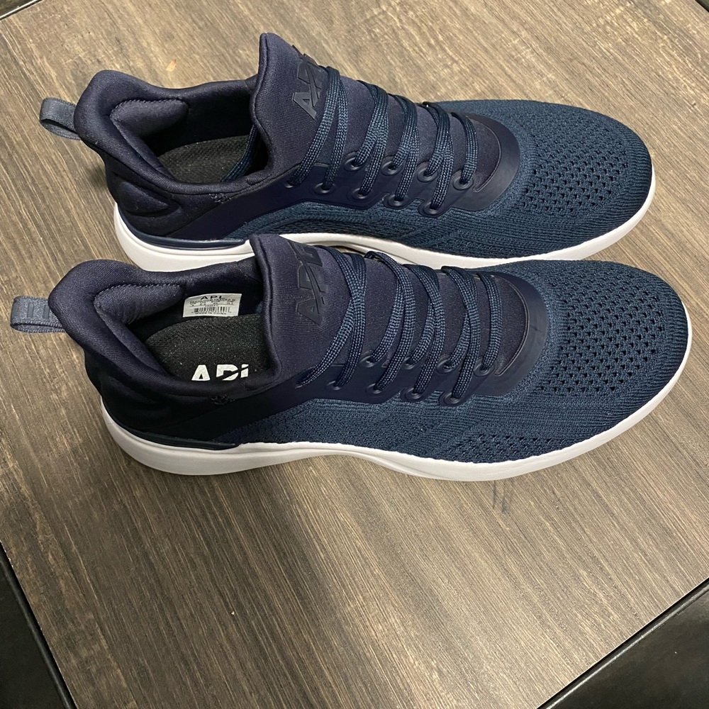 Super comfortable, machine washable workout shoes!